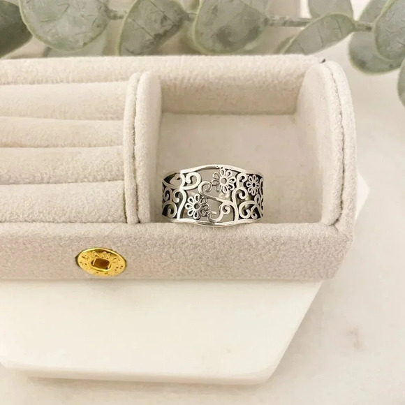 925 Sterling Silver Flower Ring Flower Cutout Ring Vintage Floral Ring Resizable - Picture 5 of 10